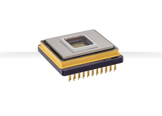 Uncooled Short Wave Infrared LEOPAR-640/15-SW